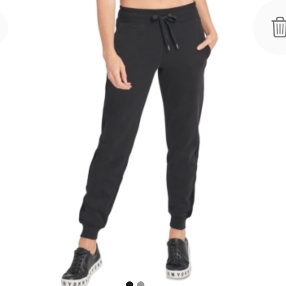 NEW Adidas Vocal Athletic Joggers Sweatpants, Size Medium, Black